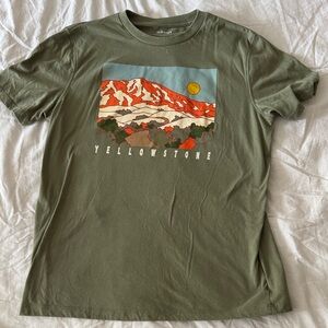 Old Navy Green Yellowstone Graphic Tee‎